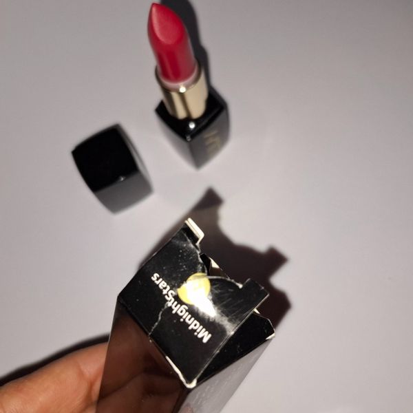 رژ لب این لی شماره 610