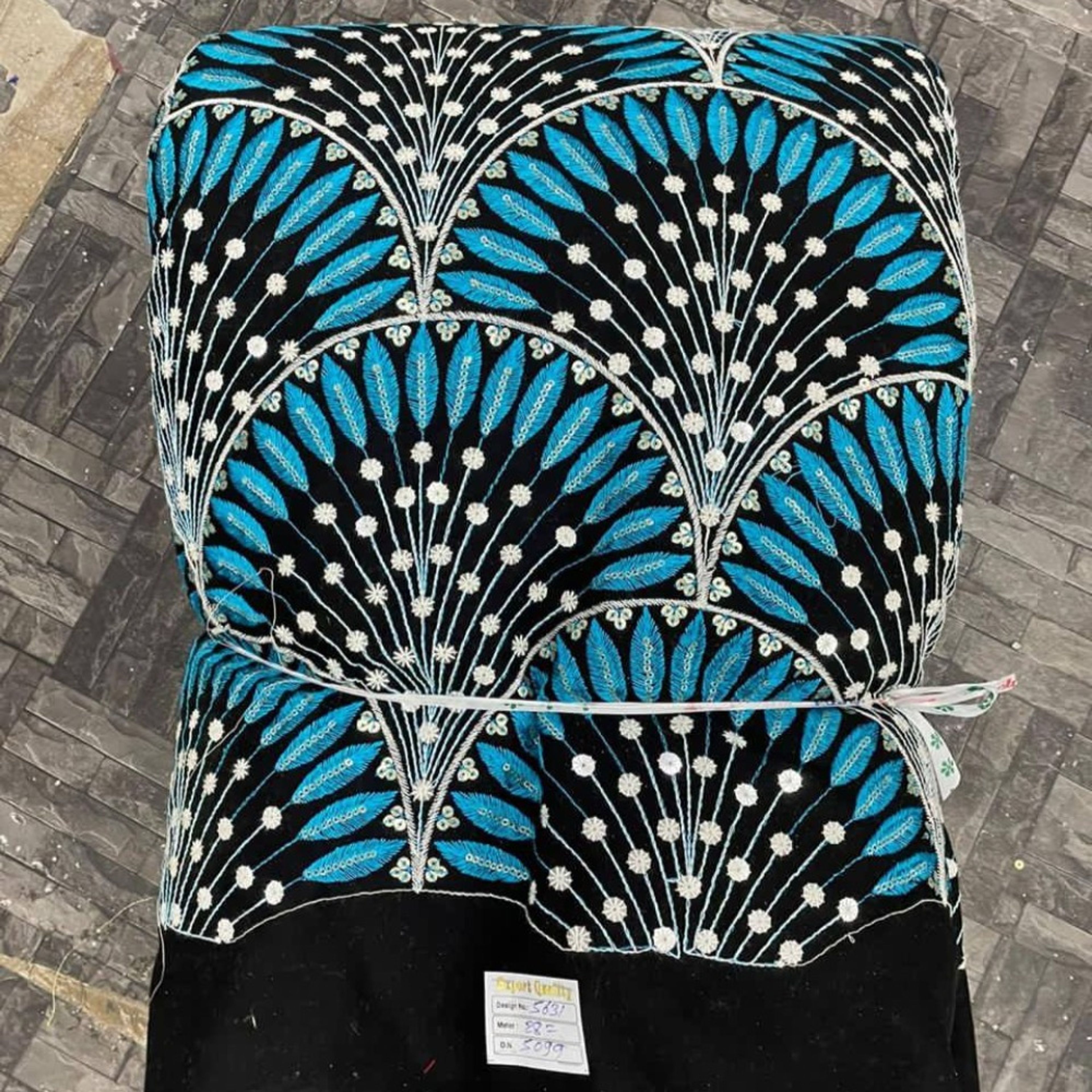 خرید اینترنتی لینن سوزندوزی DN5631