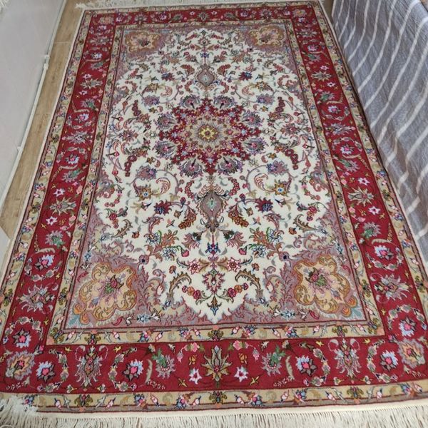 فرش دستبافت جفت 6متری طرح گلریز کد 08