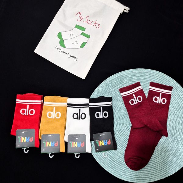 جوراب ساقدار زنانه طرح alo
