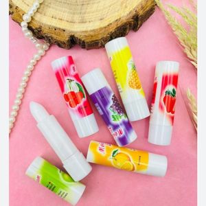 فروش اینترنتی بالم لب میوه ای