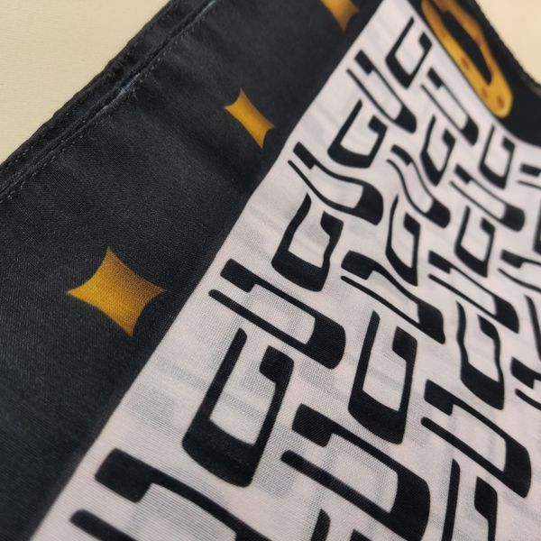 مینی اسکارف نخی دور دوز