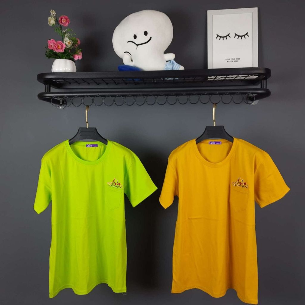 خرید آنلاین تیشرت طرح جیب گلدار