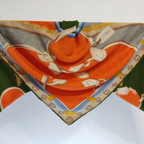 روسری نخی LV پاییزه 