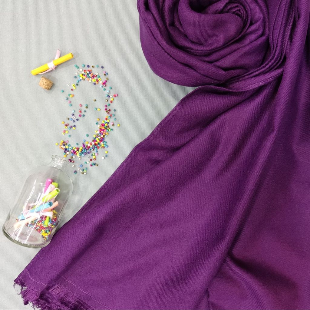 خرید اینترنتی شال ساده زمستانه ریشه پرزی