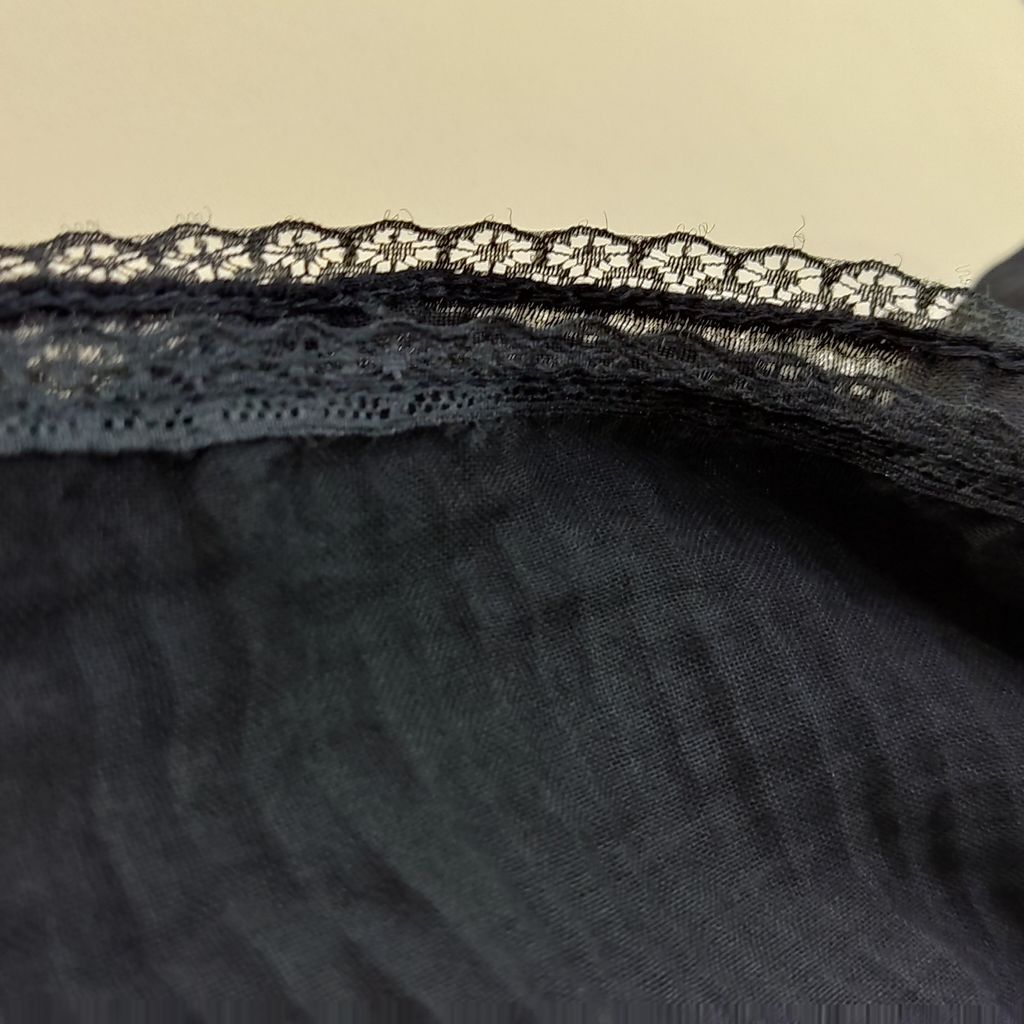 خرید اینترنتی شال پلیسه دور دانتل