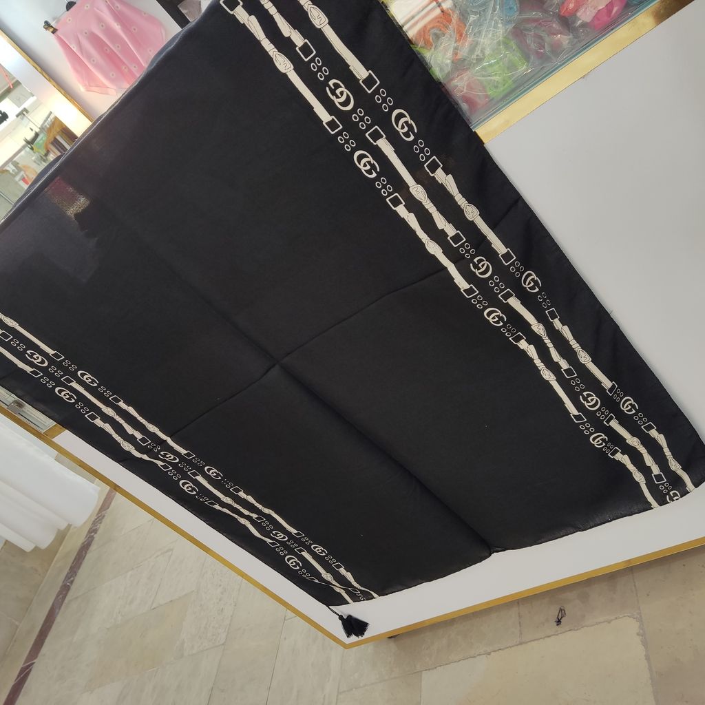 خرید اینترنتی شال مشکی نخی GUCCI 