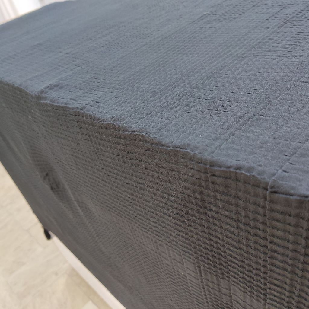 فروش اینترنتی روسری نخی مشکی پلیسه