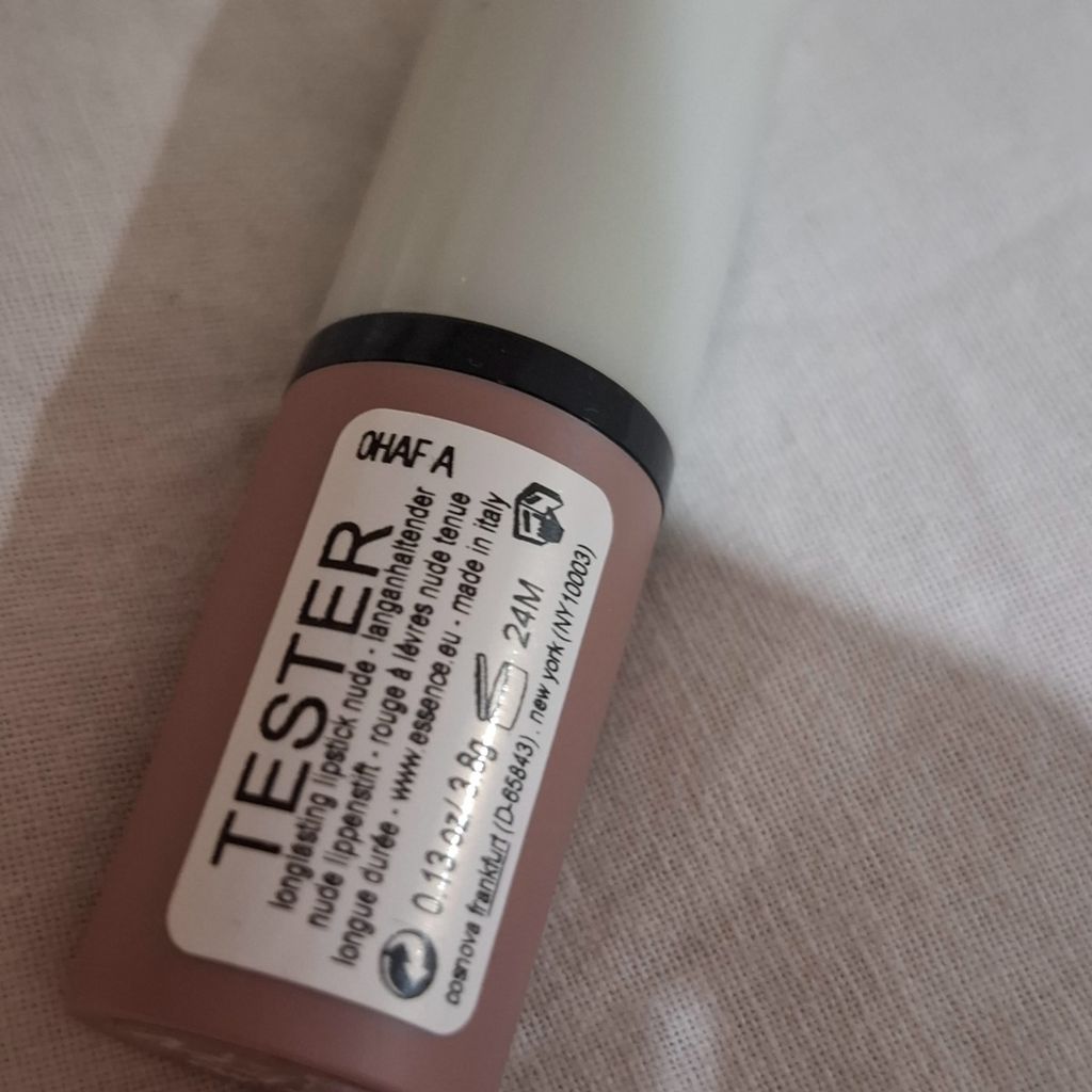 مشخصات رژ لب اسنس ایتالیایی شماره 08