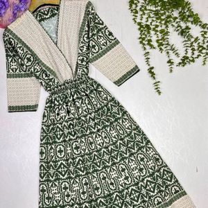 مشخصات لباس بارداری مانتو بارداری و شیردهی فلور بوگاتی شیک