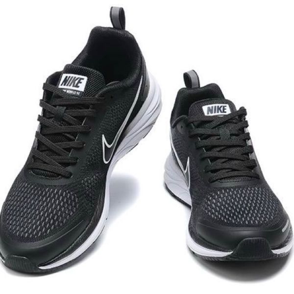 کتونی اسپرت نایک زوم Nike Zoom Winflo 9x کد 092402