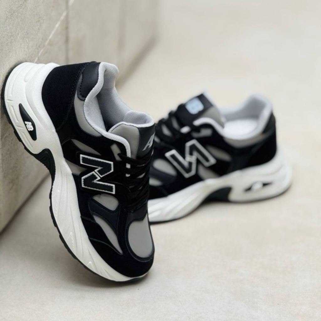 خرید انلاین کتونی طرح نیوبالانس 530 new balance کد 092502