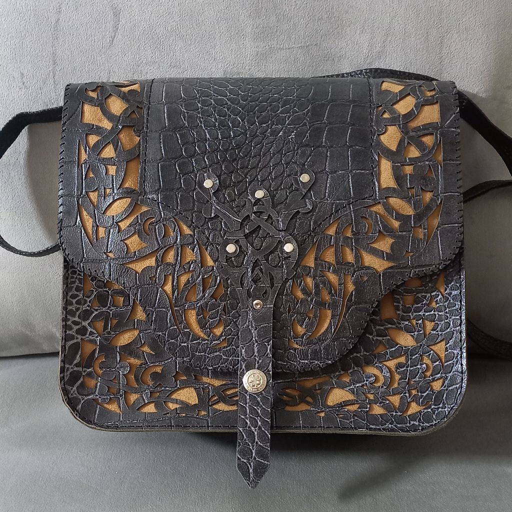 قیمت ارزان کیف چرم زنانه 