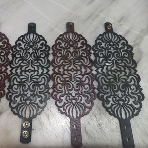 خرید انلاین دستبند زنانه چرم طبیعی طرح اسلیمی 