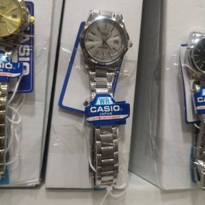 خرید انلاین ساعت زنانه کاسیو کد 4217