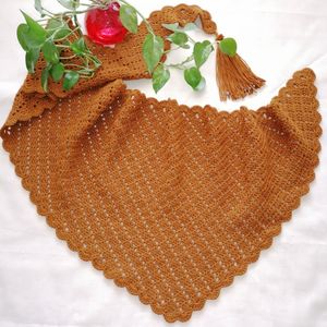 شالگردن سه‌گوش نامنظم با منگوله‌ی بلند کد 15