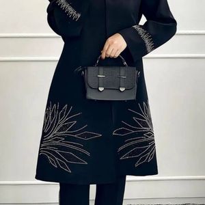 مشخصات مانتو مازراتی