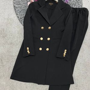 خرید اینترنتی کت و شلوار زنانه طرح ایدا