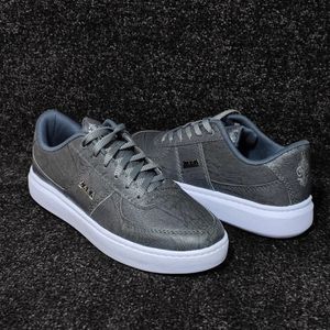 مشخصات کفش تخت Zara مردانه مدل Kiyan (2 رنگبندی)