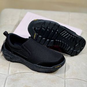 مشخصات کتونی اسپرت اسکیچرز Skechers کد 100502