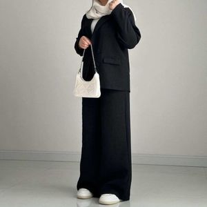 مشخصات کت و شلوار زنانه شایلین