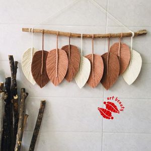 قیمت دیوارکوب برگ مکرومه طرح گلستان