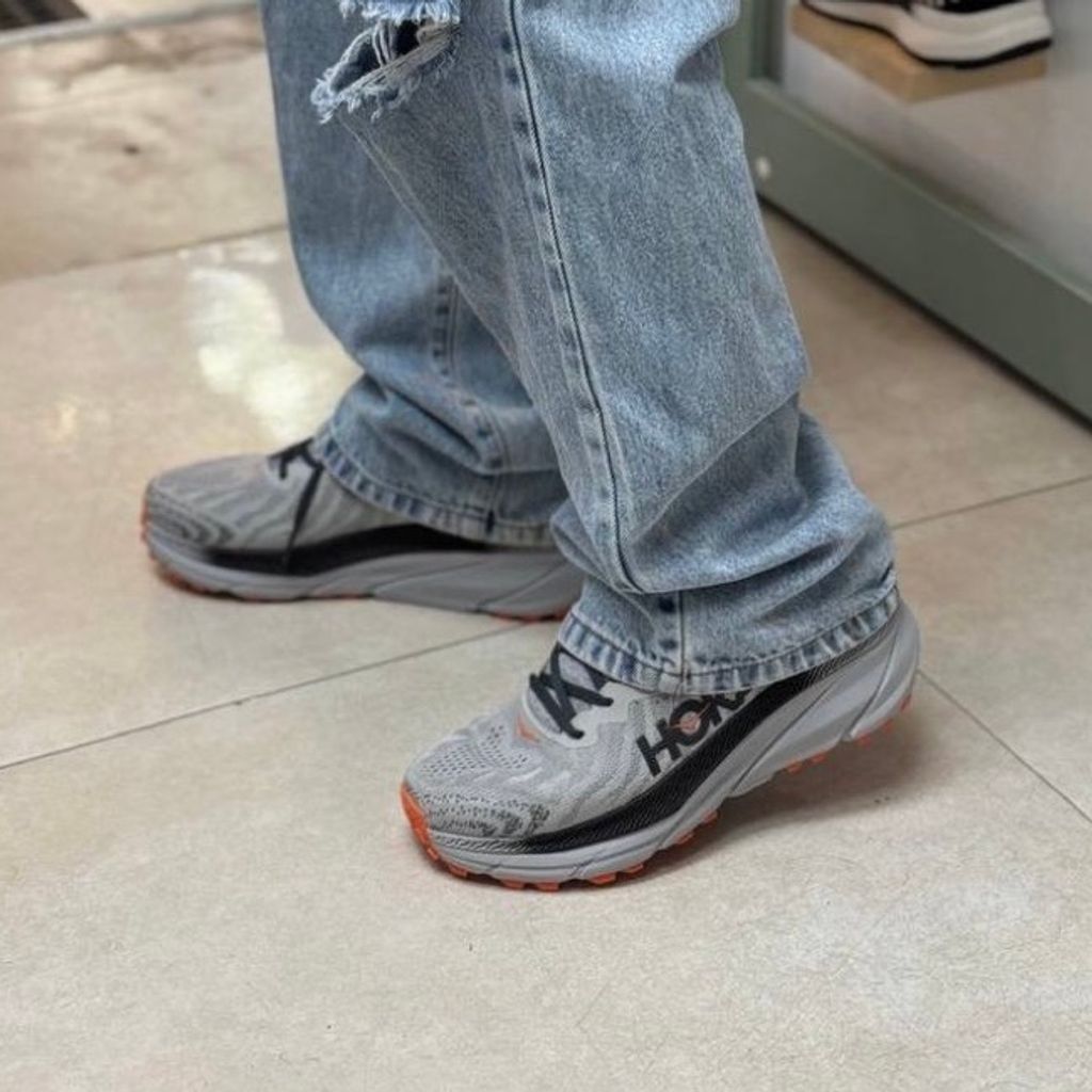 خرید اینترنتی قیمت کتونی ورزشی برند هوکا چلنجر HOKA Challenger ATR 7 کد 110702