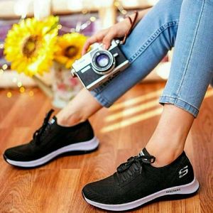 فروش اینترنتی کفش ورزشی SKECHERS زنانه مدل Helena ( در 4 رنگ بندی)