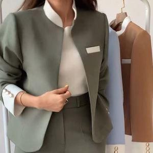مشخصات کت و شلوار نیلوش