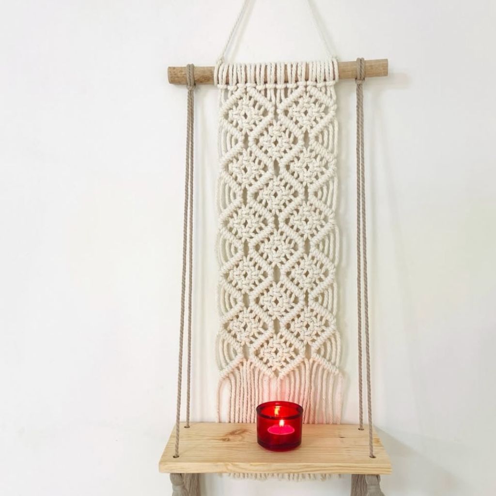 قیمت شلف دیواری‌مکرومه