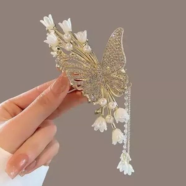 کلیپس مجلسی پروانه آویزدار کد 6532
