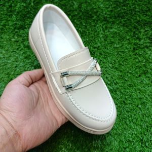 قیمت ارزان ونس کالج ضربدری-اسپرت راحتی-زیره پیوطبی-نرم و سبک-سایزبندی 37 تا 40