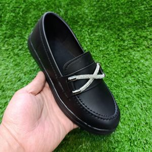 قیمت ونس کالج ضربدری-اسپرت راحتی-زیره پیوطبی-نرم و سبک-سایزبندی 37 تا 40