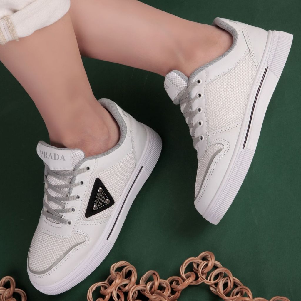 قیمت کفش کتونی مدل پرادا زنانه و دخترانه در رنگبندی کامل