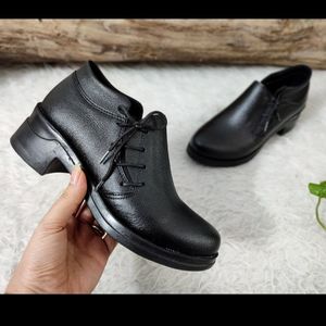 خرید انلاین نیم بوت زنانه اداری طبی زیره پیو ضد سایش سبک نرم