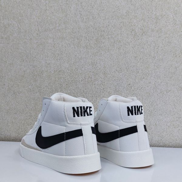 کتونی نایک بلیزر ساق بلند سفید Nike Blazer