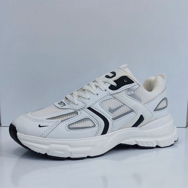 کتونی زنونه نایک 1971 Nike سبک و شیک