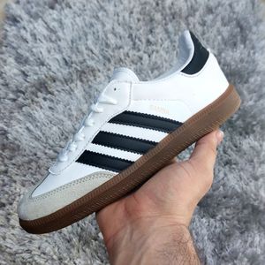 خرید انلاین کتونی آدیداس سامبا Adidas Samba با کیفیت مشابه نمونه اصلی 