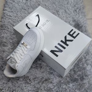 خرید انلاین کتونی نایک ایرفورس Nike Airforce1 سایز 37 تا 40