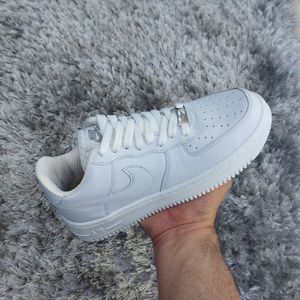 فروش اینترنتی کتونی نایک ایرفورس Nike Airforce1 سایز 37 تا 40