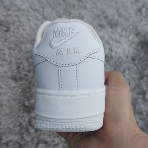 خرید آنلاین کتونی نایک ایرفورس Nike Airforce1 سایز 37 تا 40