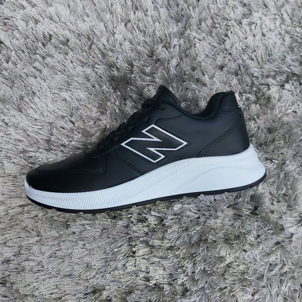 کتونی نیوبالانس New Balance سایز 37 تا 40 بسیار شیک
