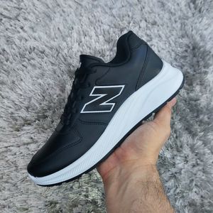 قیمت ارزان کتونی نیوبالانس New Balance سایز 37 تا 40 بسیار شیک