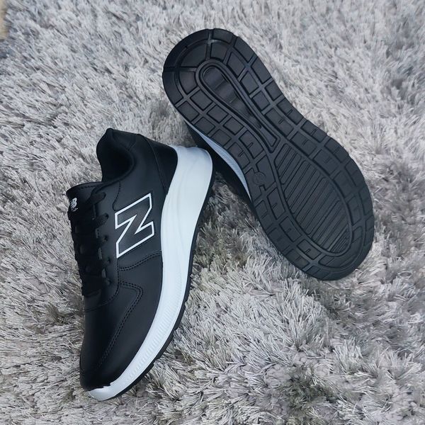 کتونی نیوبالانس New Balance سایز 37 تا 40 بسیار شیک
