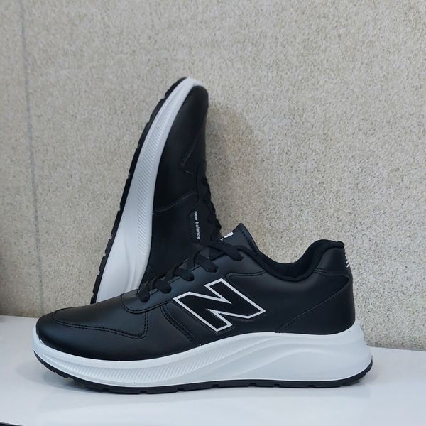 کتونی نیوبالانس New Balance سایز 37 تا 40 بسیار شیک