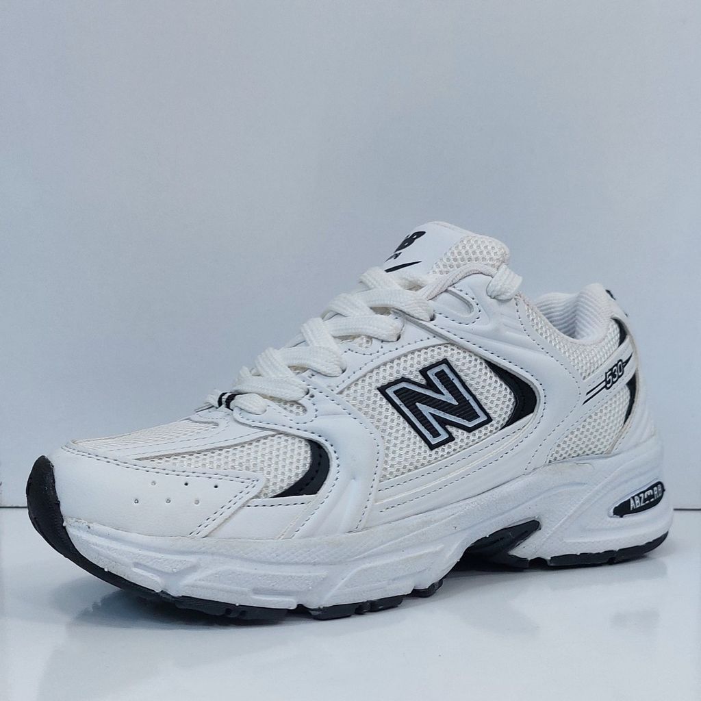 فروش اینترنتی کتونی نیوبالانس 530 new balance بالاترین کیفیت موجود در بازار