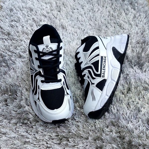 کتونی بالنسیاگا Balenciaga شیک و سبک