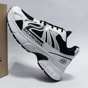 قیمت کتونی بالنسیاگا Balenciaga شیک و سبک