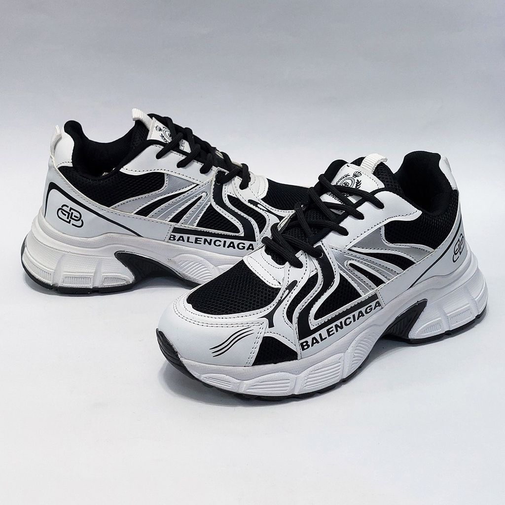 مشخصات کتونی بالنسیاگا Balenciaga شیک و سبک