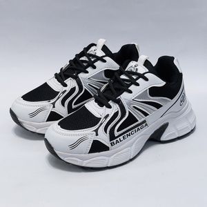 قیمت کتونی بالنسیاگا Balenciaga شیک و سبک